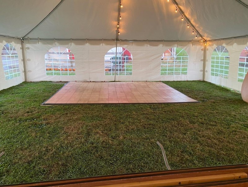 Tent rental with dance floor in middle river md
