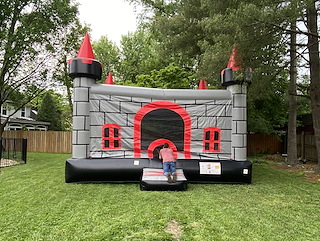 Jumbo Classic Castle