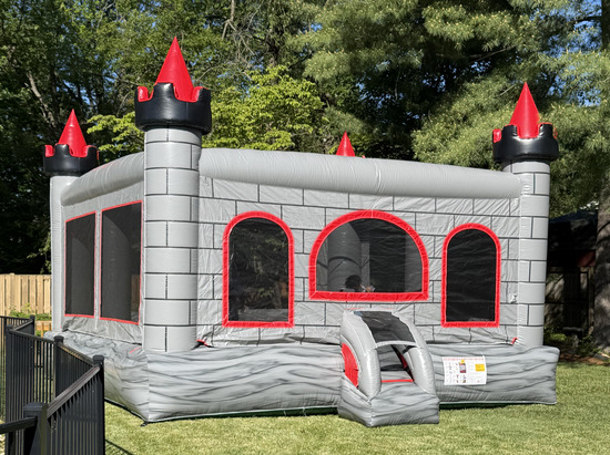 Jumbo Classic Castle