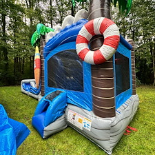 Bounce-Houses-Moon-Bounces-Giant-Slides-Inflatable-Carnival-Games-and-More-in-Nottingham-Maryland 0
