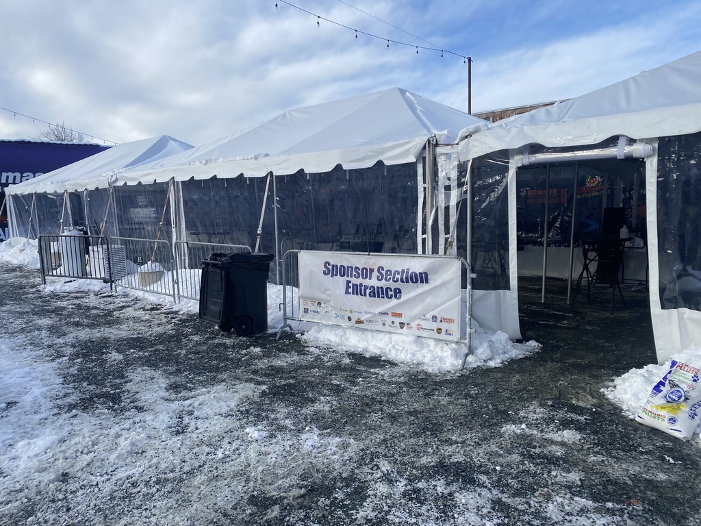 Large Party Tent for Jimmy’s Seafood Tailgoat in Baltimore, MD